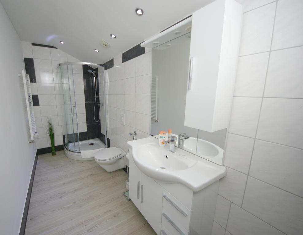 Hotel Am Rosenplatz,24 Stunden Check In, Kostenfreie Parkplaetze Brechtorf Room photo