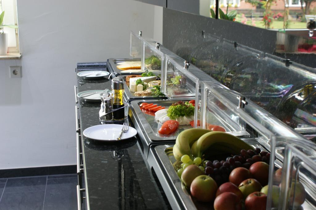 Hotel Am Rosenplatz,24 Stunden Check In, Kostenfreie Parkplaetze Brechtorf Room photo